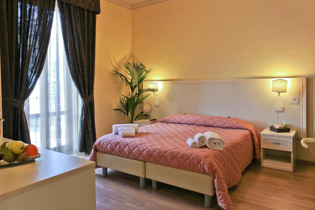 Hotel Il Monte Монте-Сан-Савино Номер фото